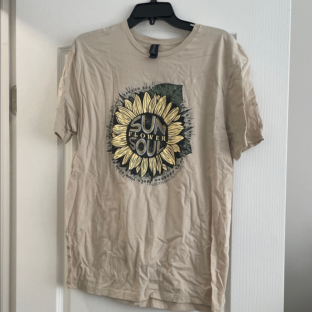 Sunflower Soul Graphic Tee - Cream